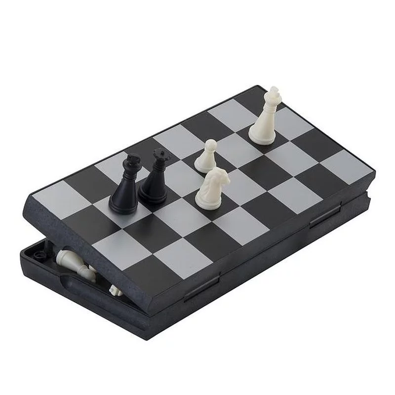 Jeu d'échecs noir classique et collection de jeux de société